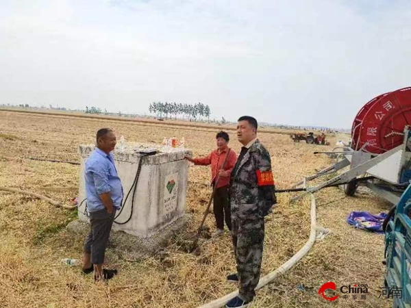 西凯发国际平县柏苑街道召开2024年抗旱抢种保秋工作推进会(图3)