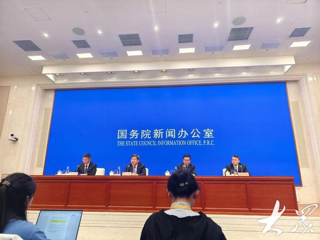 超600亿元！2024年54万余家小微企业获得精准帮扶